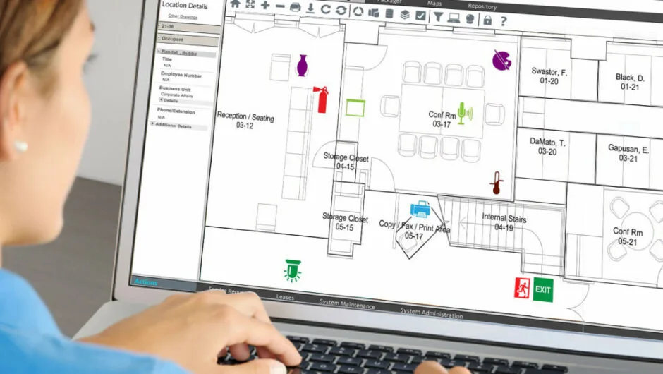 Facility Manager utilizing space management software to optimize their facilities utilizing drag and drop icons.